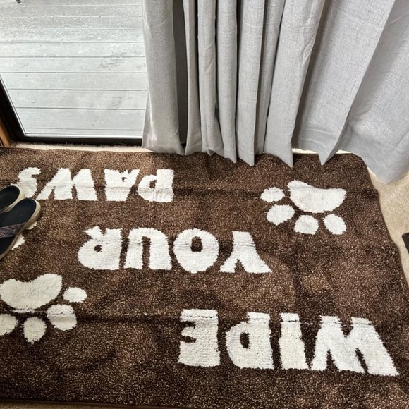 Pretty dog Paw x Paw carpet - Picture 6 of 10